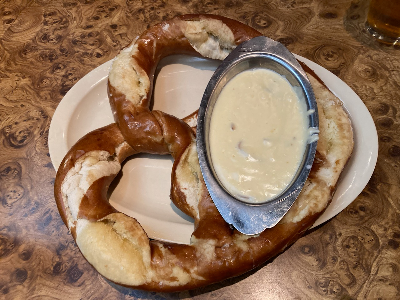 /pretzel-review/internal/immutable/assets/1716782422460-crystal-beer-parlor-0.CtTRpkSK.webp