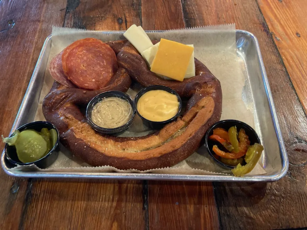 /pretzel-review/internal/immutable/assets/1719270711525-the-springs-cinema--taphouse-0.DfN4abXX.webp