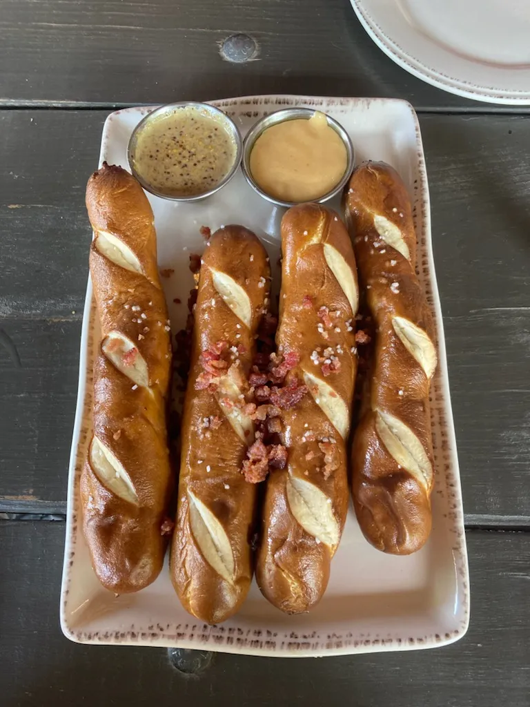 /pretzel-review/internal/immutable/assets/1721251723092-the-lost-druid-brewery--distillery-0.C3OjEnM3.webp