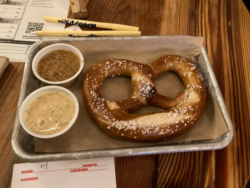 /pretzel-review/internal/immutable/assets/1737234023124-halfway-crooks-beer-0.BWVH-uLu.webp